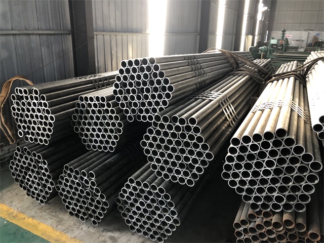 金昌小口径厚壁无缝钢管