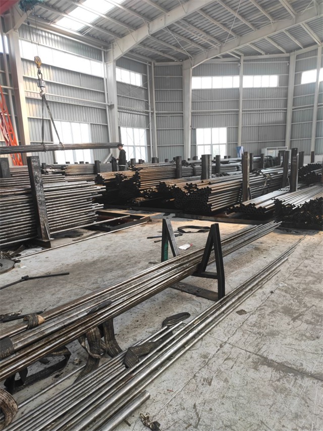 金昌小口径精密光亮无缝钢管