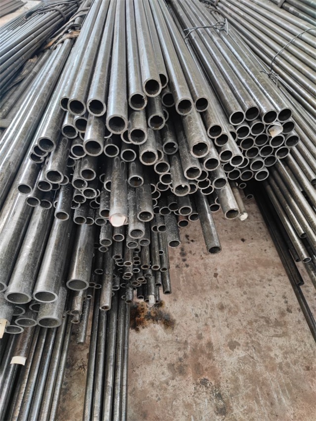 金昌精密光亮无缝钢管厂